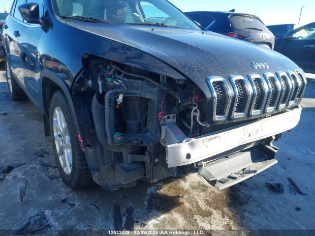 1C4PJLCS1EW316358 Jeep Cherokee Latitude
