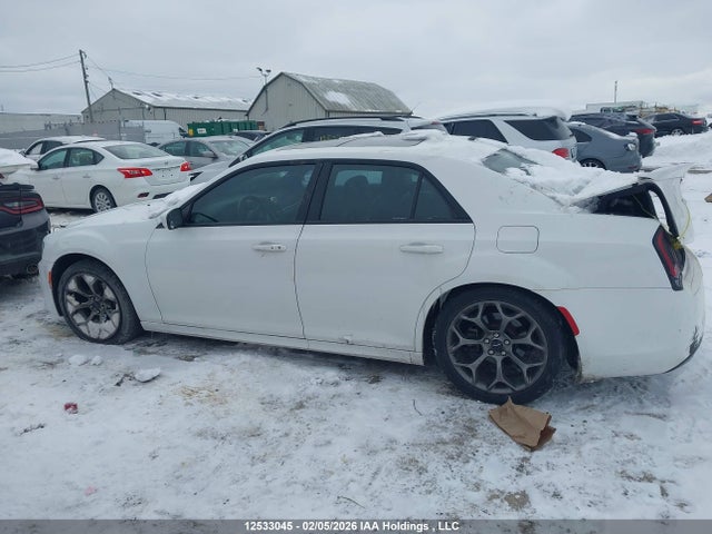 Chrysler 300 S 2017 2C3CCABG1HH564112 Image 14