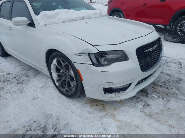 Chrysler 300 S 2017 2C3CCABG1HH564112 Image 6