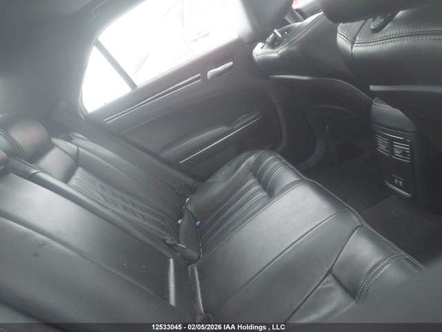 Chrysler 300 S 2017 2C3CCABG1HH564112 Image 8