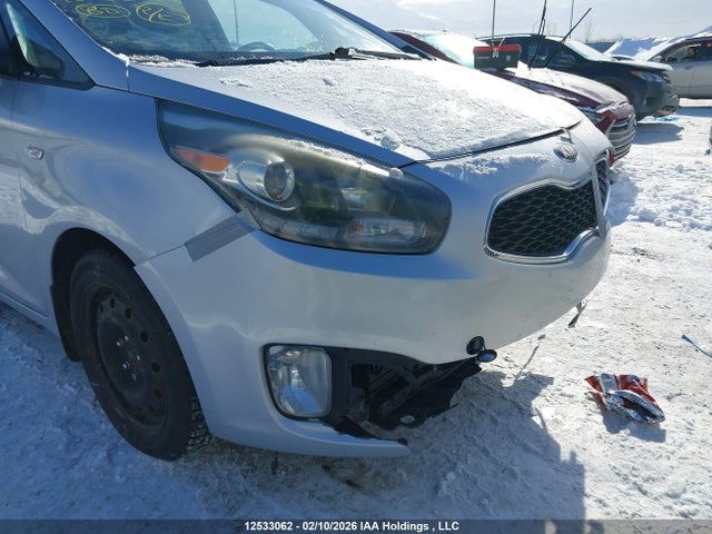 KNAHT8A31F7075708 KIA Rondo Lx/lx Value/lx Winter Edition