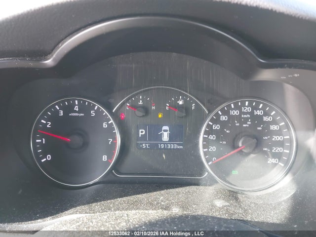 KNAHT8A31F7075708 KIA Rondo Lx/lx Value/lx Winter Edition