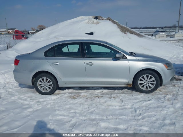 Продажа на аукционе авто 2012 Volkswagen Jetta 2.0l Comfortline, vin: 3VWDK7AJ6CM422963, номер лота: 12533064