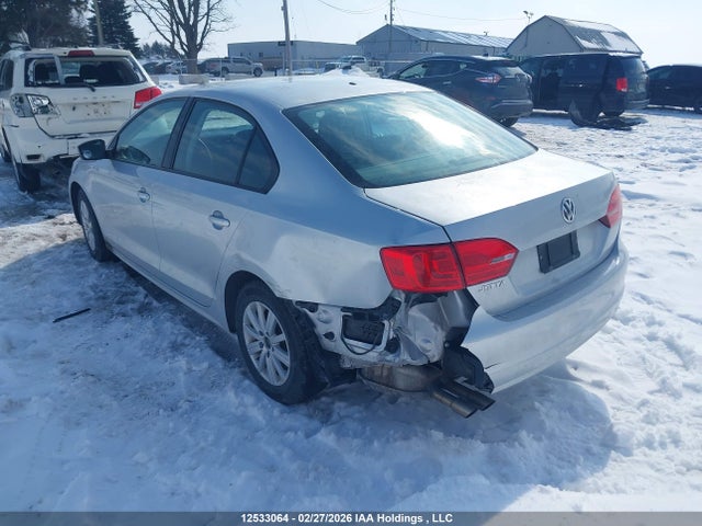 Продажа на аукционе авто 2012 Volkswagen Jetta 2.0l Comfortline, vin: 3VWDK7AJ6CM422963, номер лота: 12533064