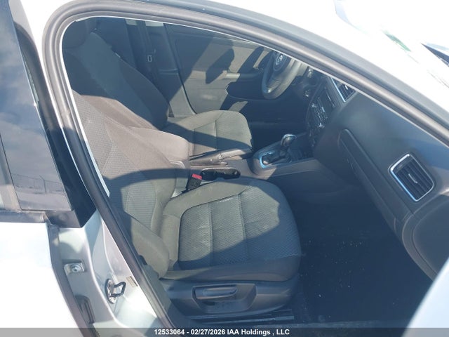Продажа на аукционе авто 2012 Volkswagen Jetta 2.0l Comfortline, vin: 3VWDK7AJ6CM422963, номер лота: 12533064
