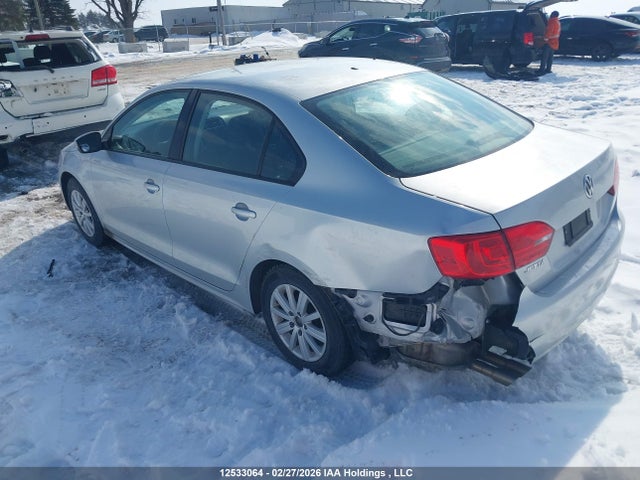 Продажа на аукционе авто 2012 Volkswagen Jetta 2.0l Comfortline, vin: 3VWDK7AJ6CM422963, номер лота: 12533064