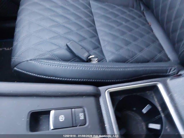 JA4T5UA9XPZ613519 Mitsubishi Outlander Phev Le/sel