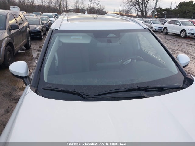JA4T5UA9XPZ613519 Mitsubishi Outlander Phev Le/sel