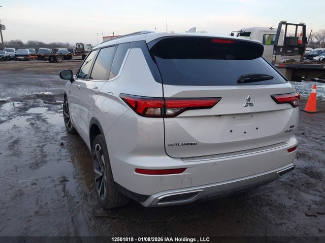 JA4T5UA9XPZ613519 Mitsubishi Outlander Phev Le/sel