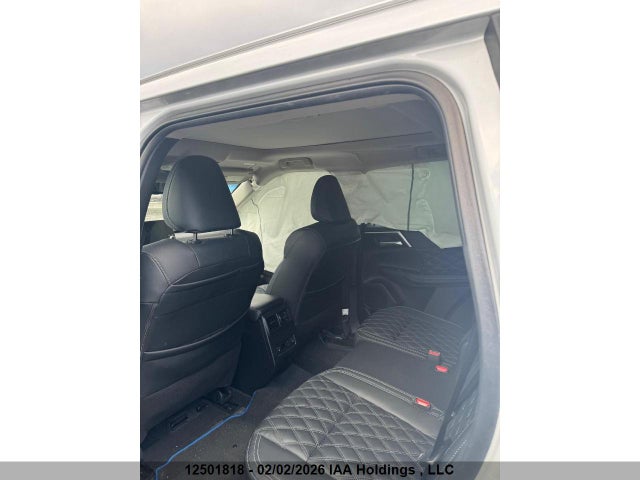 JA4T5UA9XPZ613519 Mitsubishi Outlander Phev Le/sel