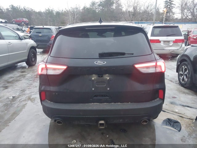 1FMCU9H9XNUA49453 Ford ESCAPE SEL
