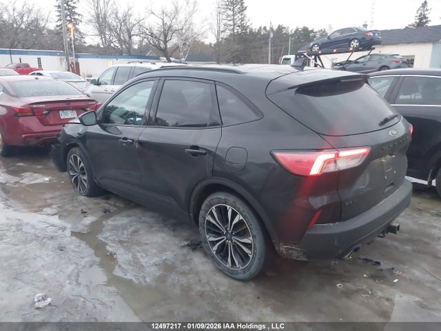 1FMCU9H9XNUA49453 Ford ESCAPE SEL