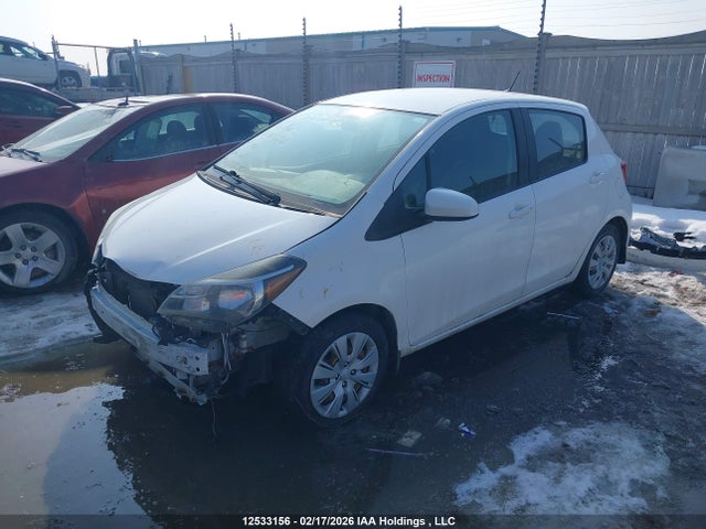 VNKKTUD3XGA065381 Toyota YARIS LE