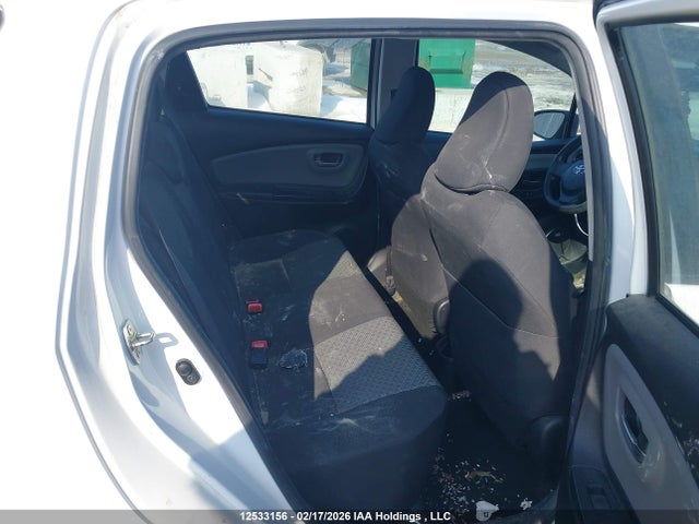 VNKKTUD3XGA065381 Toyota YARIS LE
