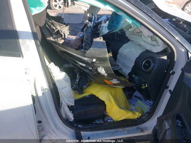 KM8K3CA5XMU654624 Hyundai Kona Limited