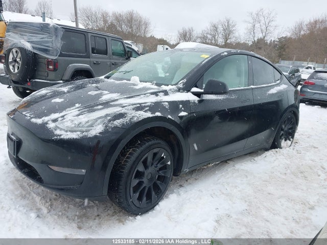 7SAYGDEE1NF414295 Tesla Model Y Long Range