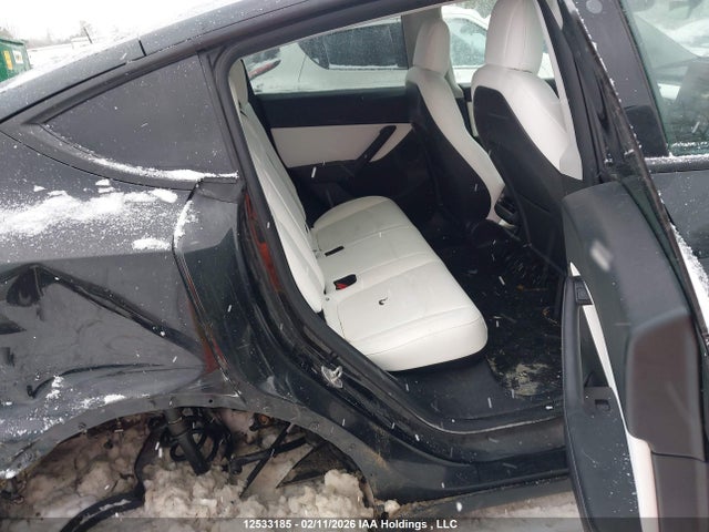 7SAYGDEE1NF414295 Tesla Model Y Long Range