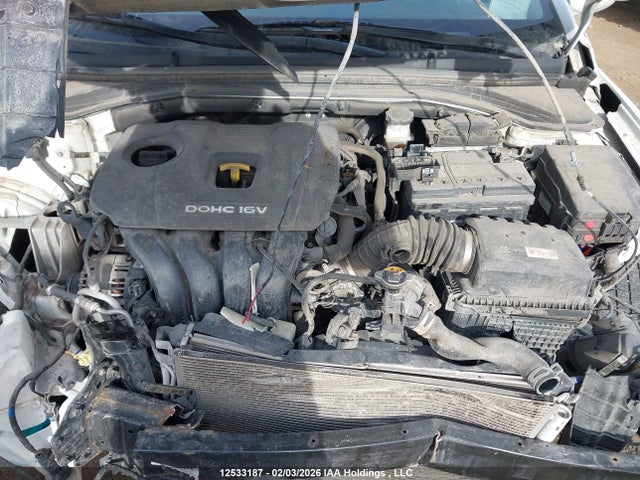 5NPD74LF9HH142379 Hyundai Elantra Le