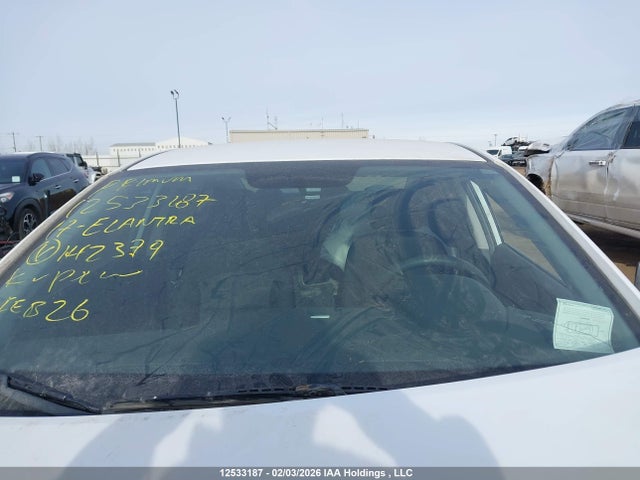 5NPD74LF9HH142379 Hyundai Elantra Le
