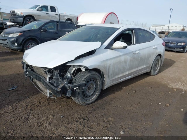 5NPD74LF9HH142379 Hyundai Elantra Le