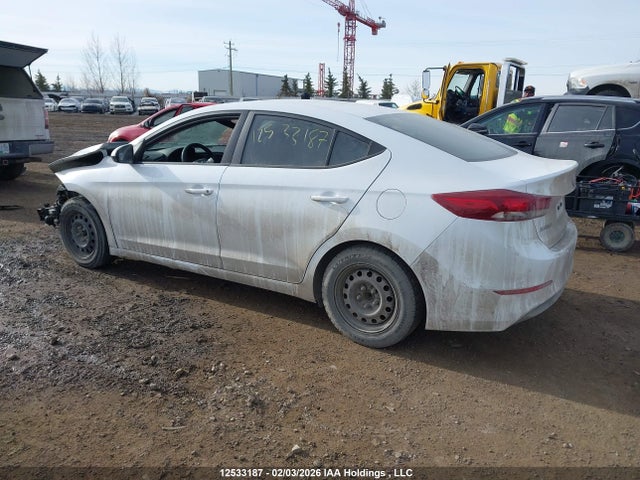 5NPD74LF9HH142379 Hyundai Elantra Le
