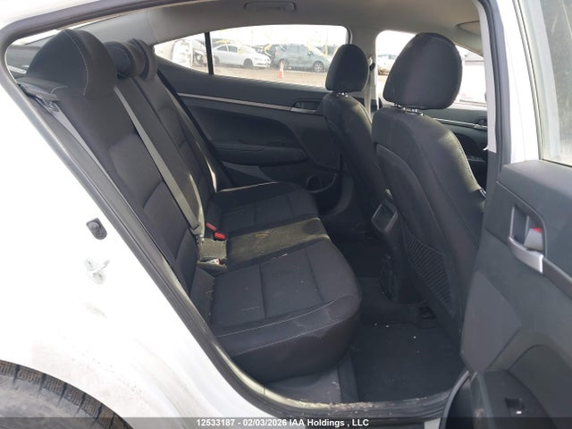 5NPD74LF9HH142379 Hyundai Elantra Le