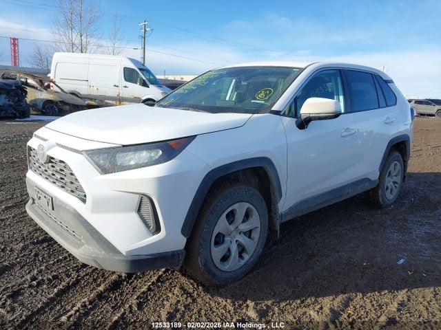 Toyota RAV4 2022 2T3B1RFV5NC303423 Image 2