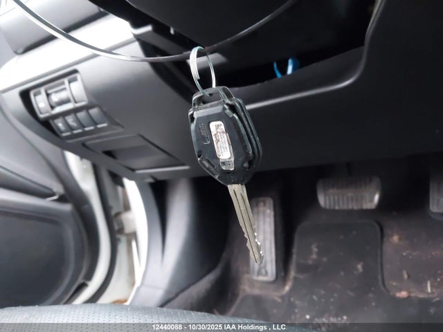 4S3BNCL6XG3041045 Subaru Legacy 2.5i Limited Package