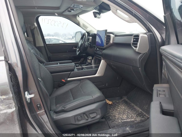 5TFJA5DB8NX009523 Toyota Tundra Crewmax Limited