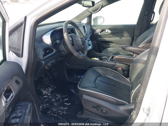 Chrysler Pacifica Limited 2025 2C4RC1GG8SR593395 Image 5
