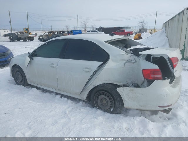 12533274 :رقم المزاد ، 3VW2K7AJ2FM335783 vin ، 2015 Volkswagen Jetta 2.0l Trendline/2.0l Trendline+ مزاد بيع
