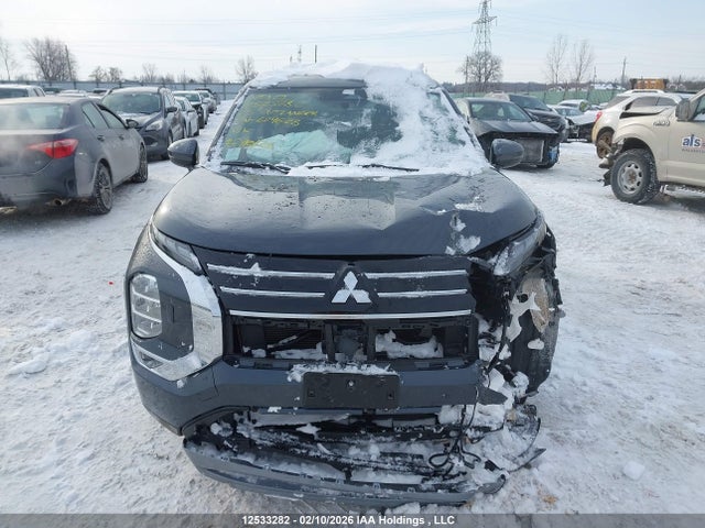 12533282 :رقم المزاد ، JA4J4VA84SZ624628 vin ، 2025 Mitsubishi Outlander مزاد بيع