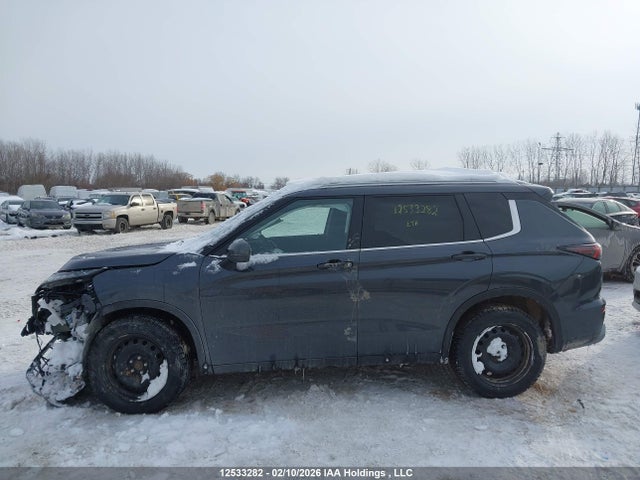 12533282 :رقم المزاد ، JA4J4VA84SZ624628 vin ، 2025 Mitsubishi Outlander مزاد بيع