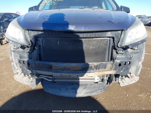1GNKRFKD3EJ228665 Chevrolet Traverse Ls