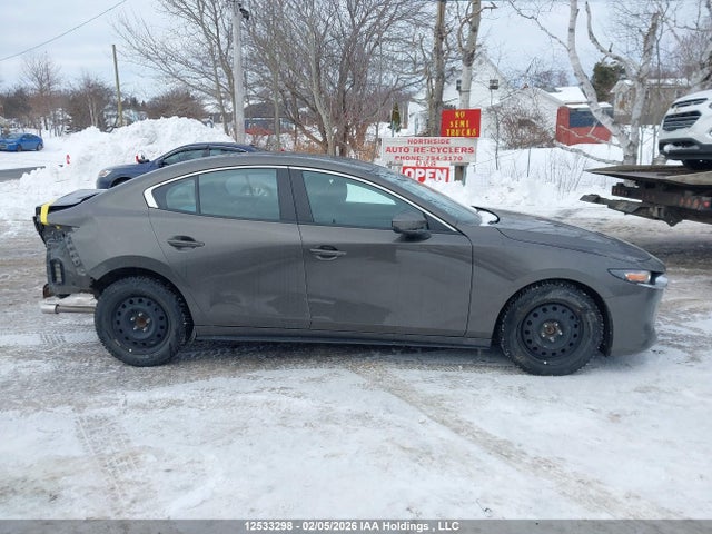 3MZBPAB78KM113275 Mazda Mazda3 Gx
