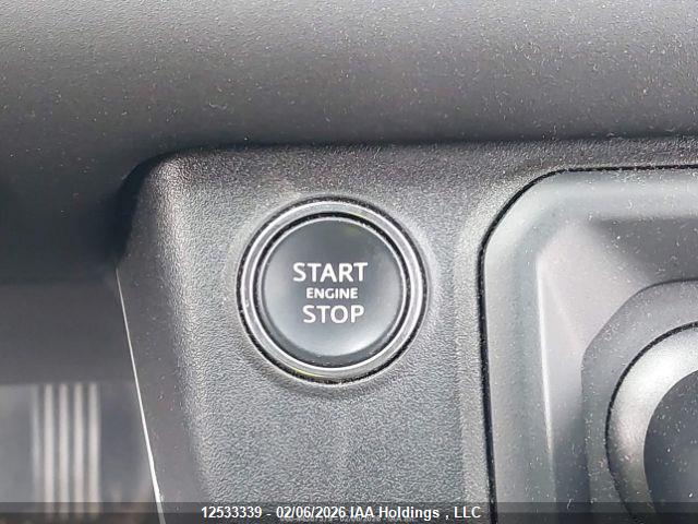Продажа на аукционе авто 2024 Land Rover Defender 110 P300 S, vin: SALEJ7EX0R2272835, номер лота: 12533339