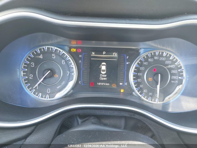 Продаж на аукціоні авто 2015 Chrysler 200 Limited, vin: 1C3CCCAB5FN507255, номер лоту: 12533353