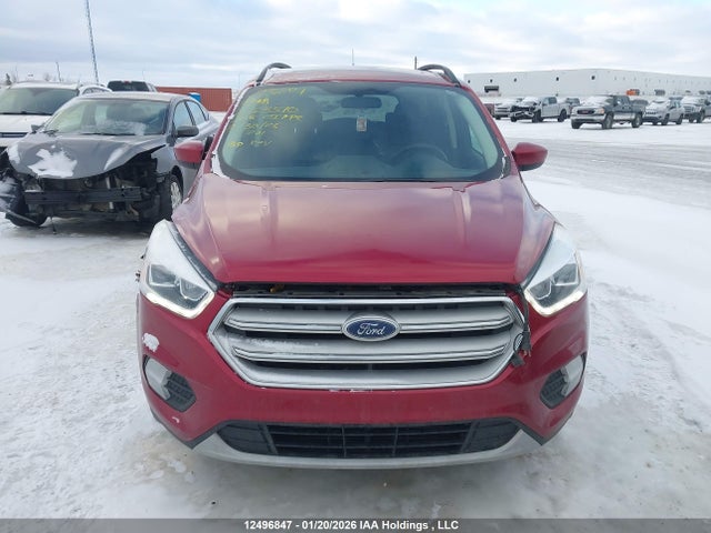 1FMCU9H99JUC23510 Ford ESCAPE SEL
