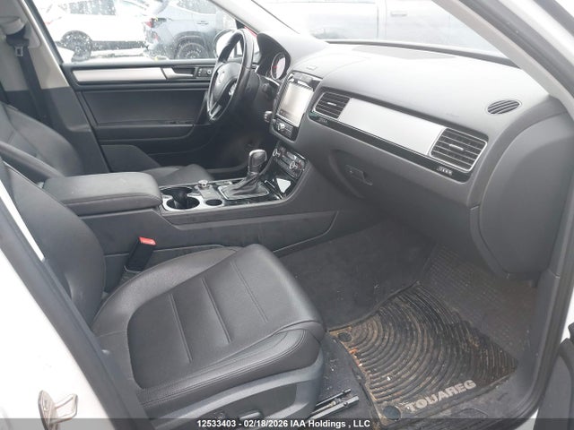 WVGDP9BP7ED012251 Volkswagen Touareg