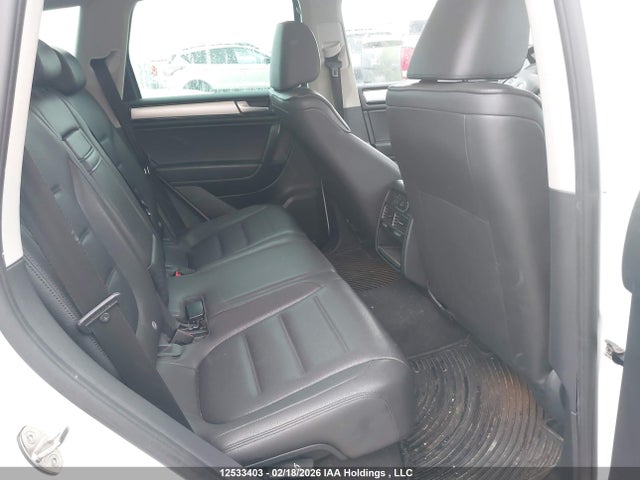 WVGDP9BP7ED012251 Volkswagen Touareg