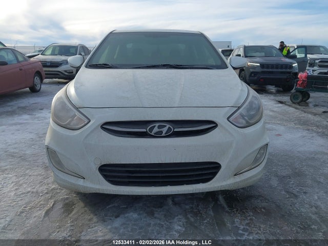KMHCT4AE8HU205006 Hyundai ACCENT SE