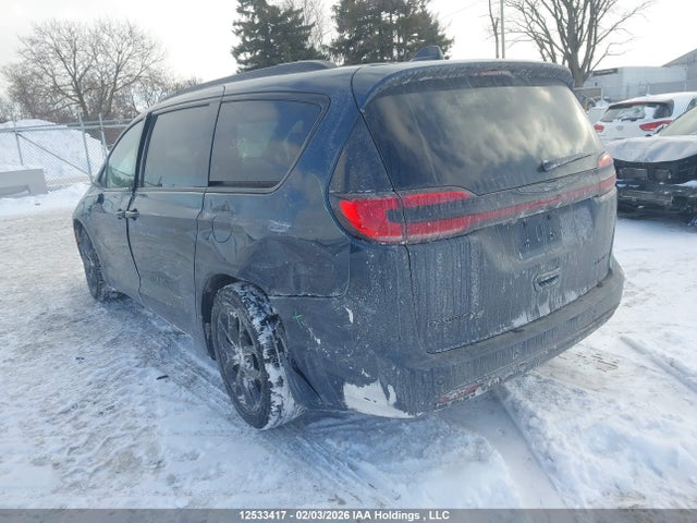 Chrysler Pacifica Limited 2025 2C4RC1GG0SR596551 Image 3