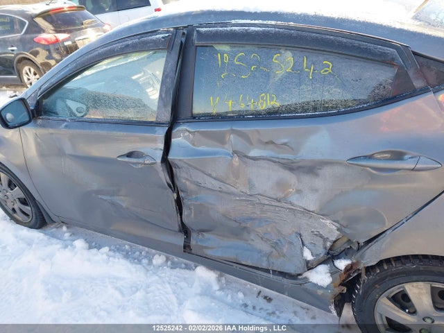 5NPDH4AE3EH464812 Hyundai ELANTRA GL
