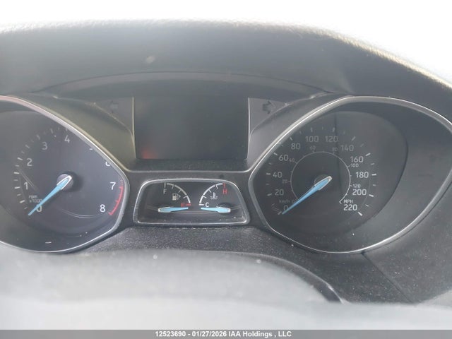 1FADP3K29JL296803 Ford FOCUS SE
