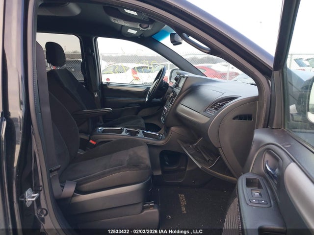 2C4RDGBGXHR867521 Dodge Grand Caravan Cvp/sxt