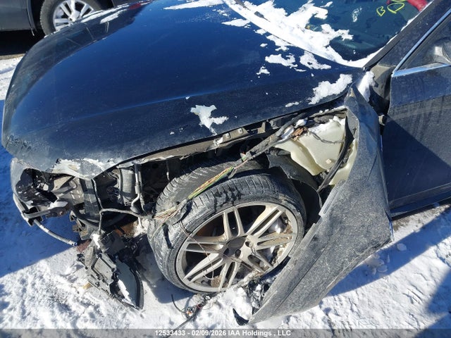 Продаж на аукціоні авто 2013 Audi A4, vin: WAUFFCFL2DN039836, номер лоту: 12533433