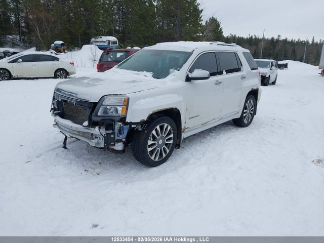 GMC Terrain Denali 2017 2GKFLVE32H6235864 Image 2