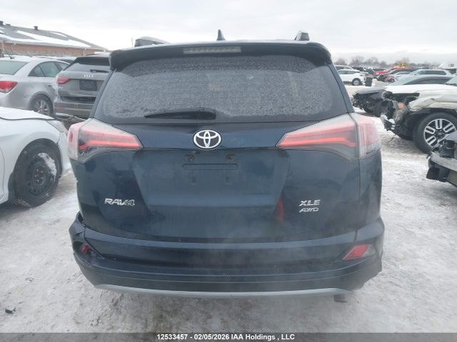 Toyota Rav4 Xle 2018 2T3RFREV5JW786518 Image 16