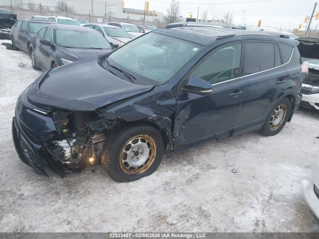 Toyota Rav4 Xle 2018 2T3RFREV5JW786518 Image 2