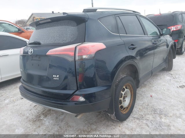 Toyota Rav4 Xle 2018 2T3RFREV5JW786518 Image 4